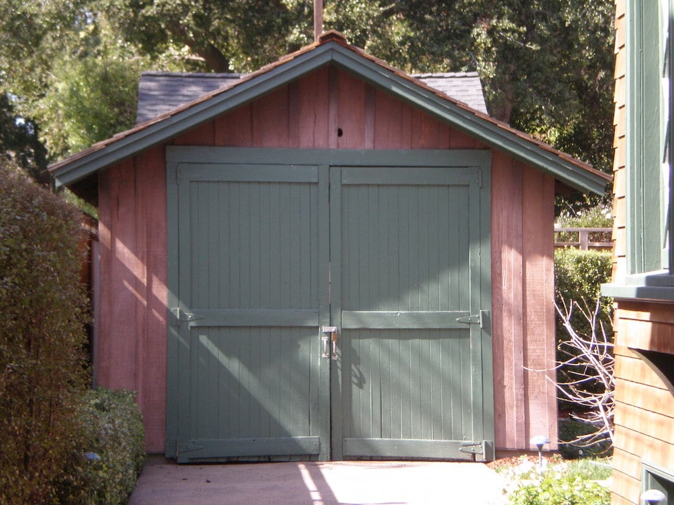 picture of the small garage where hewlett-packard was started